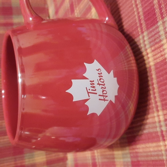 Tim Hortons mugs - Picture 2 of 5